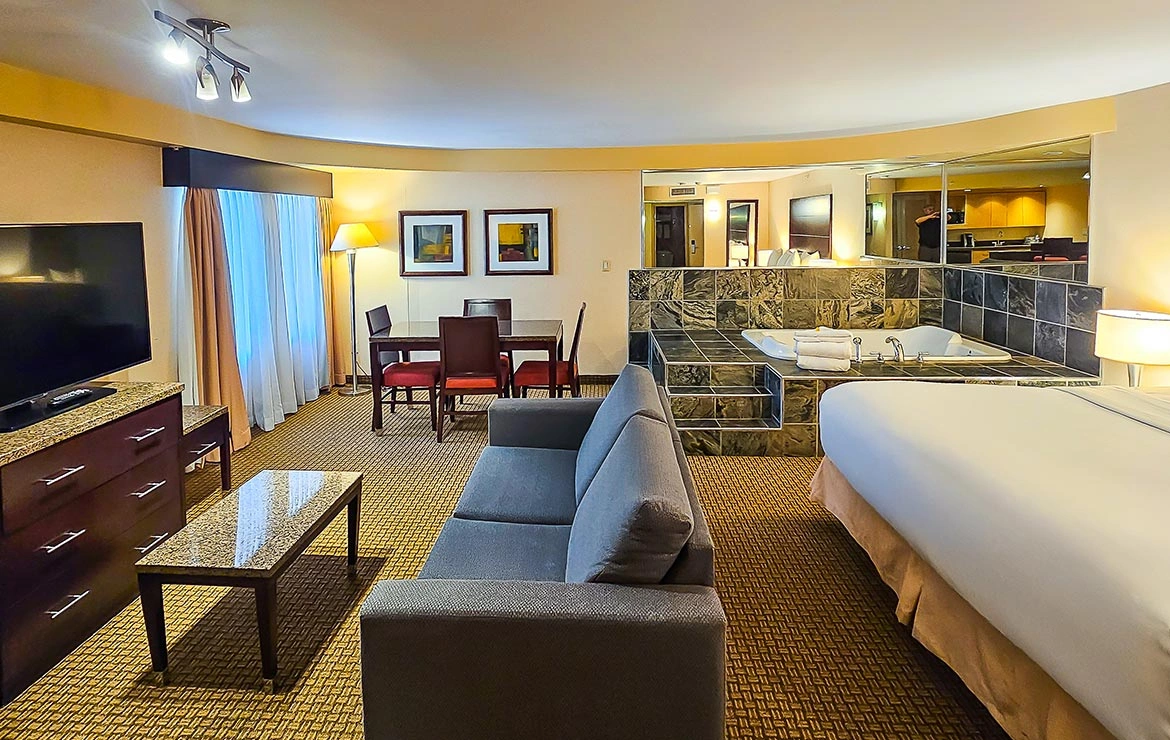 Executive Room, 1 King bed with Hot Tub: