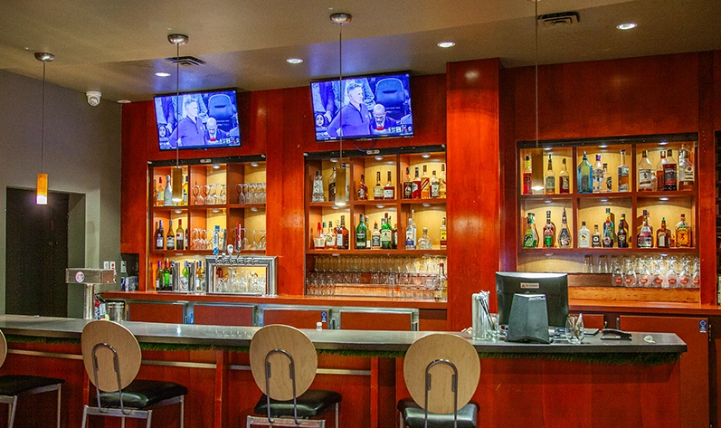  Free Hot Breakfast Buffet